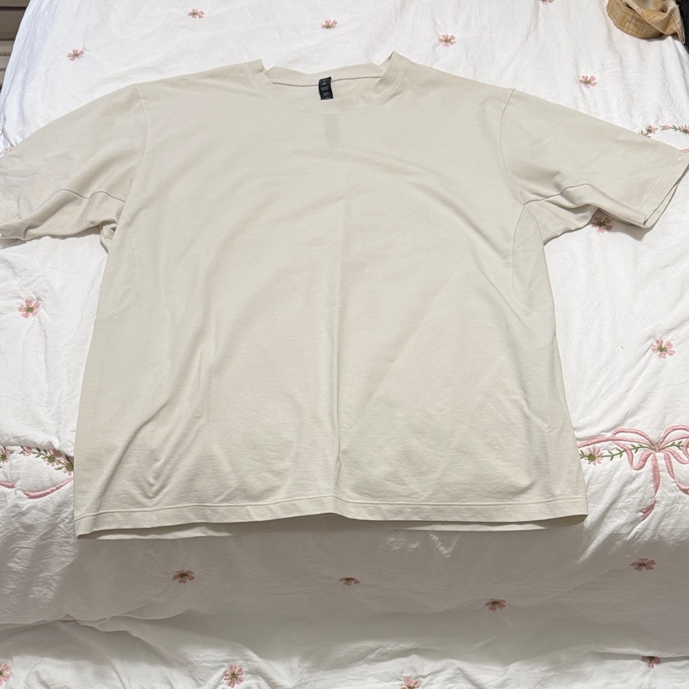 lululemon athletica Men's Short Sleeve Tee